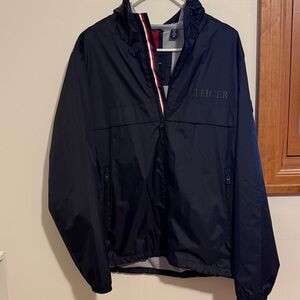 Tommy Hilfiger Men's Dark Blue Windbreaker/rain jacket